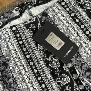 Fashion Nova Monochrome Patterned Skirt